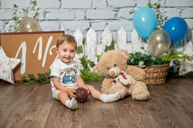 Detska-fotosesiya-v-studio-za-edna-ili-dve-godinki-fotograf-sofiya